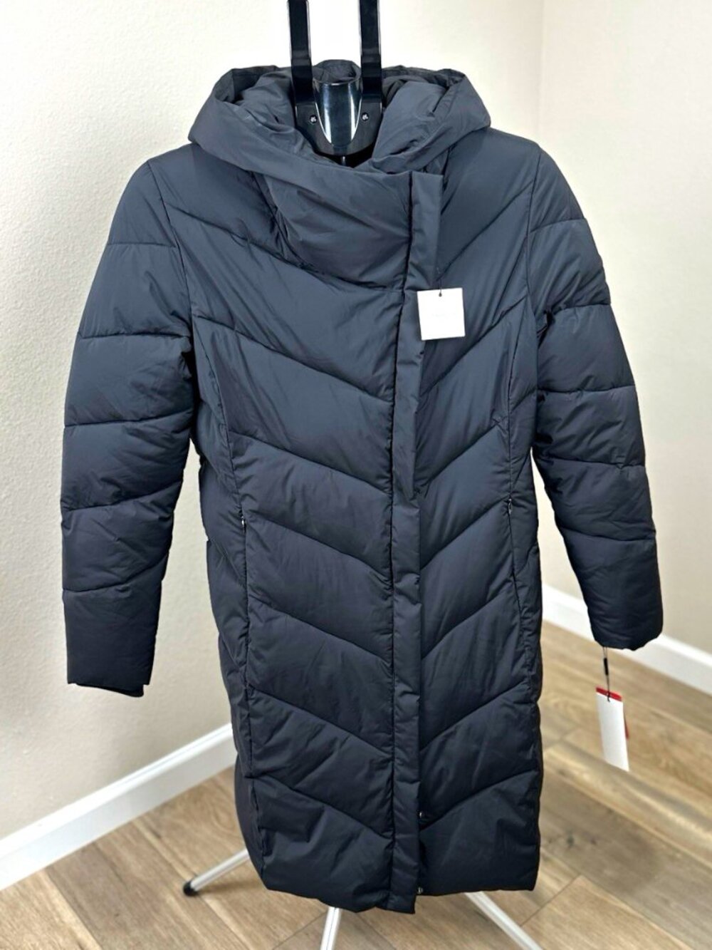 Calvin Klein Women’s S Black Sorona Hooded Long Puffer Coat NWT